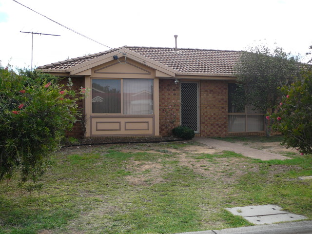 Available Now
(R04) - Melway 205 D6 Picture 1
