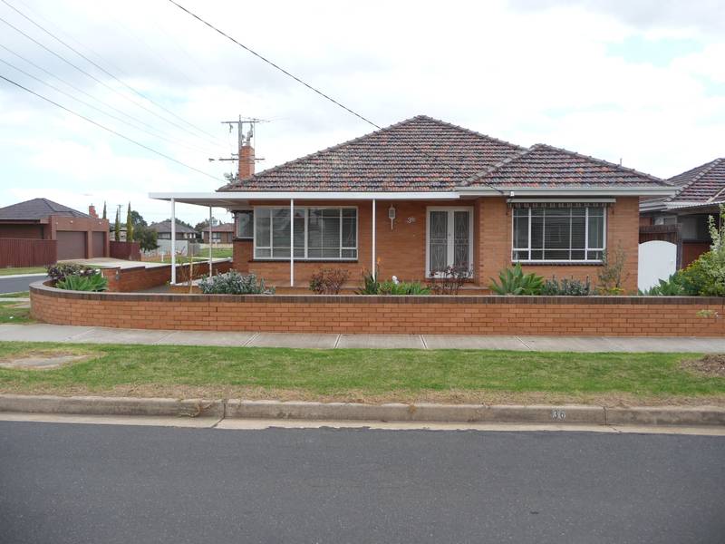 Available Now (R04) Melways Ref: 205 J6 Picture 1