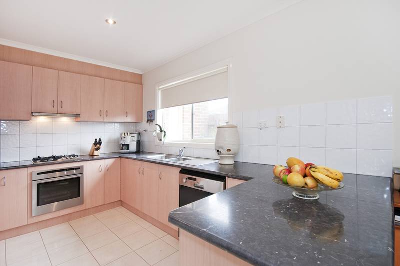 AVAILABLE NOW (RO5)
Melways Ref 234 J10 Picture 2