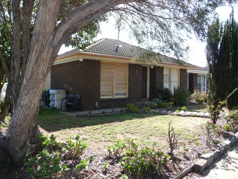 Available 4th December 2009 (R08) Melways Ref 205 A7 Picture 1