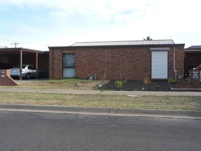 Available Mid December (R09) Melways Ref: 202 K10 Picture Available Mid December (R09) Melways Ref: 202 K10 Picture