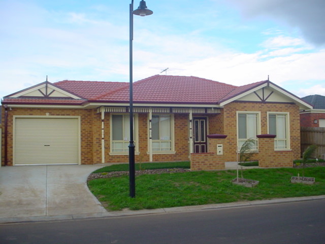 AVAILABLE 3/12/2009
(RO5) Melway 234 J10 Picture 1