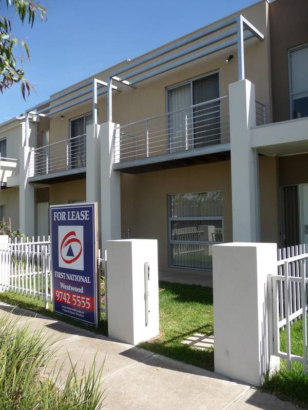 Available Mid Decemeber (R08) Melways Ref: 207 H2 Picture 2