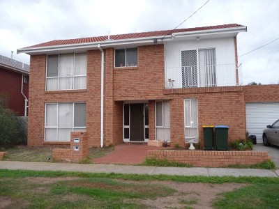 Available NOW!! (R08) Melways Ref 205 B7 Picture