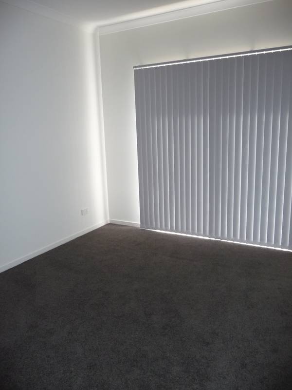 Available Now! Brand New! (R18) Melways Ref 205 K6 Picture 3