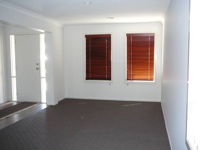 Available Now - Melway 234 H10 Picture 2