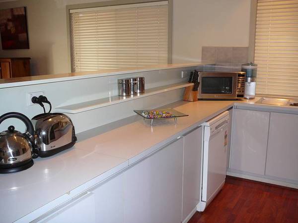 Available Early August (R04) - Melway 205 C7 Picture 2