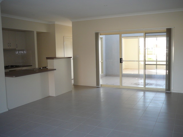 Available Late May 2009- (RO5) Melway 207 D2 Picture Available Late May 2009- (RO5) Melway 207 D2 Picture