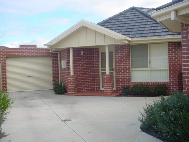 Available Late December (R01) Melway 202 B7 Picture 1