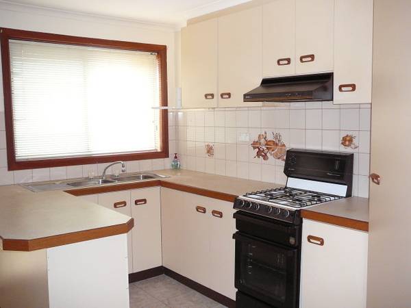 Available Late July-
(RO5) Melway 205 G8 Picture 2