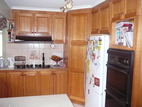 Available Early Nov -(RO5) Melways 202 B12 Picture 3