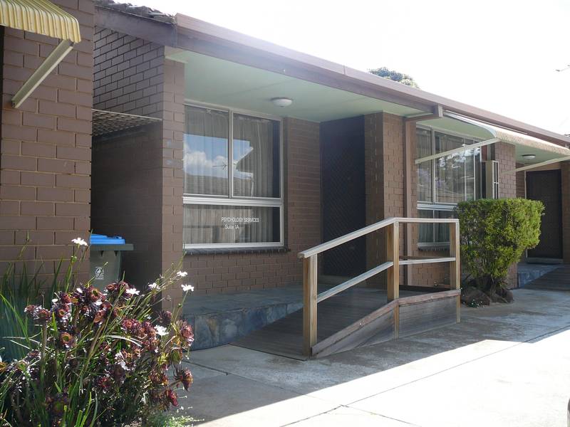 OFFICES FOR LEASE Picture 2