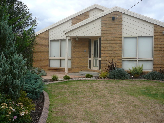 Available 6th November 2009(R05) Melways 205 E5 Picture 1