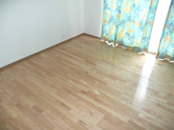 LOOKING TO ADD VALUE? Picture 3