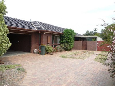 Available Early December (R01) Melways Ref: 206 B8 Picture Available Early December (R01) Melways Ref: 206 B8 Picture