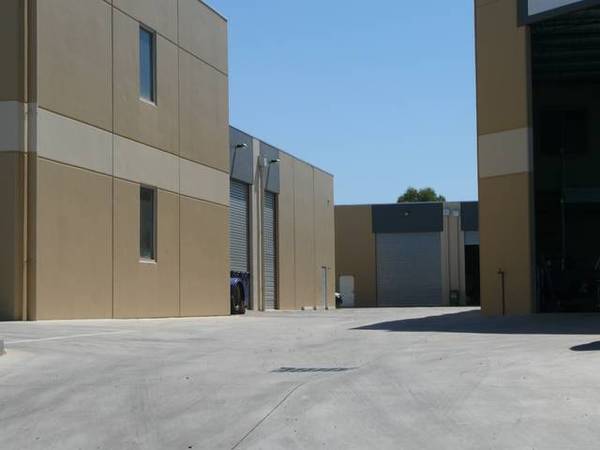 MODERN FACTORY/ WAREHOUSE Picture 2