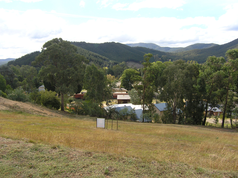 'Fantastic Views' - Vacant Residential Land, Bright Picture 3