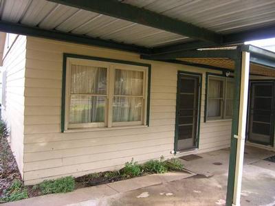 Compact Flat - Delany Ave Picture