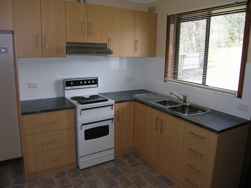 '2 Bedroom Flat' Picture 3