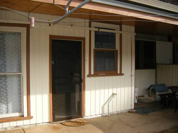 'Cosy & Compact ' Picture