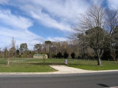 POREPUNKAH - BRIGHT DISTRICT
-
STATION STREET Picture