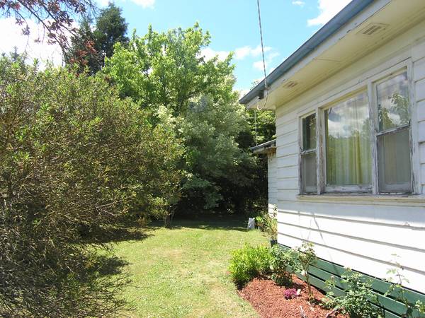 Furnished House- Short Term Picture Furnished House- Short Term Picture