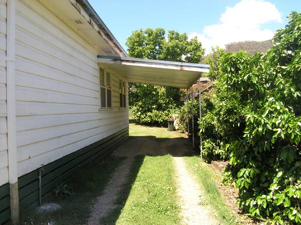 Furnished House- Short Term Picture Furnished House- Short Term Picture