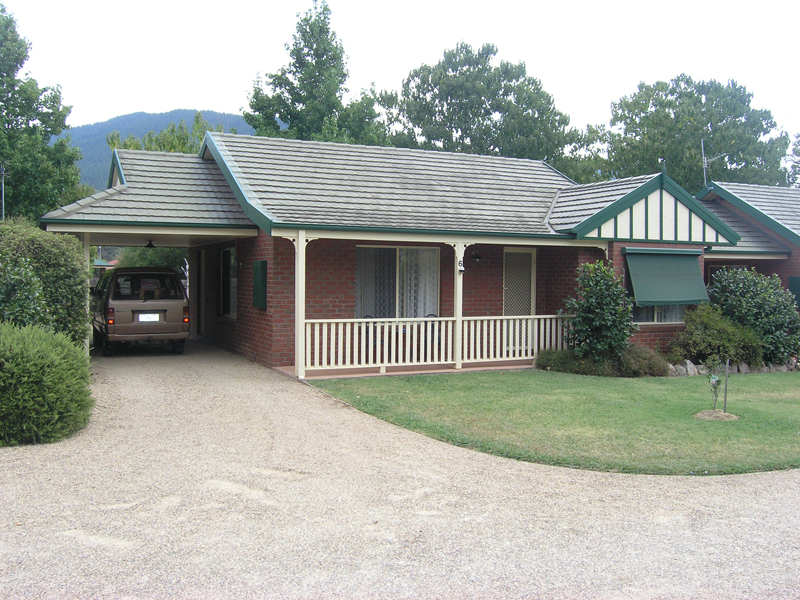 UNIT 6, 'SILVER BIRCHES'
- 'HOLIDAY GETAWAY / INVESTMENT' Picture 1