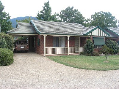 UNIT 6, 'SILVER BIRCHES'
- 'HOLIDAY GETAWAY / INVESTMENT' Picture