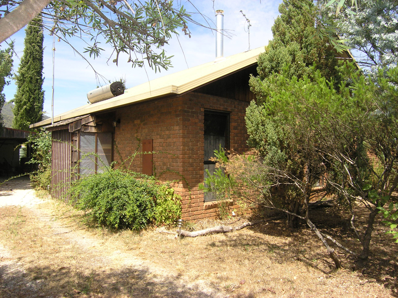 "HANDY TO BUCKLAND RIVER!" Picture 3