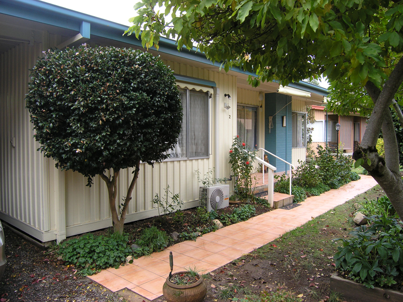 'COMFY 2 BEDROOM UNIT'
-
MOUNTBATTEN AVENUE, BRIGHT Picture 1