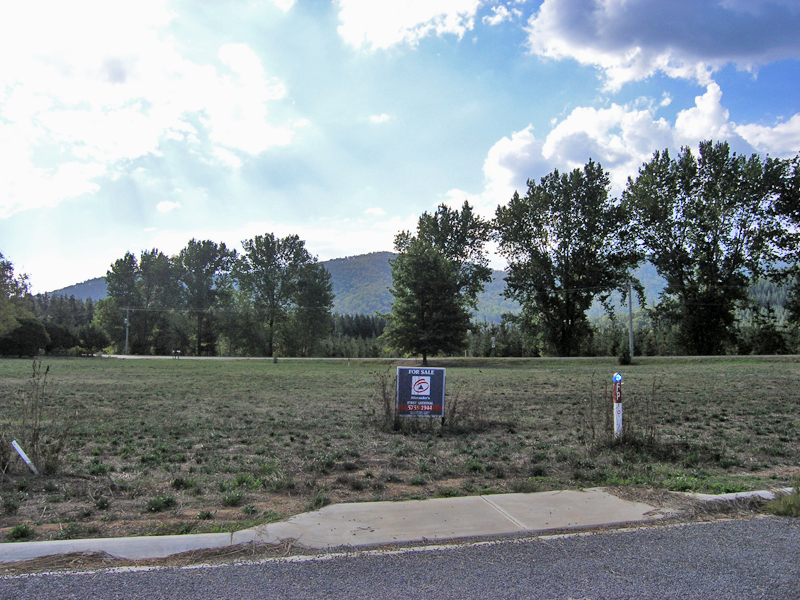 Best Value Block in Town! Picture 2