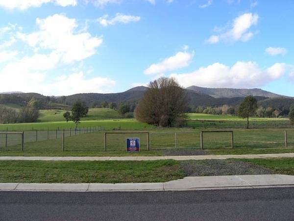 Vacant Land
-
Porepunkah Picture 2