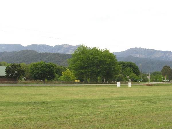 Vacant Land
-
Porepunkah Picture 1