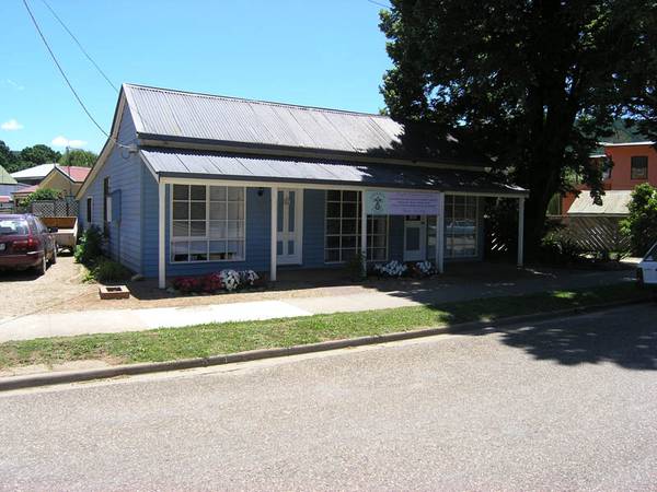 Commercial Freehold Picture 2