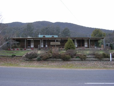 LOG CABIN STYLE HOME WITH GREAT VIEWS
-
WANDILIGONG Picture LOG CABIN STYLE HOME WITH GREAT VIEWS
-
WANDILIGONG Picture