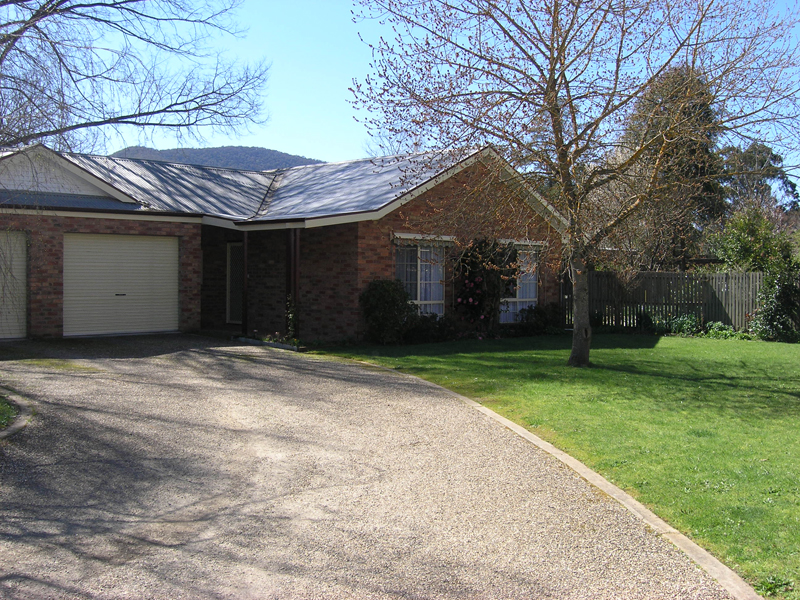ADELONG
-
Delany Avenue, Bright Picture 1