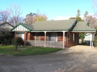 UNIT 8, 'SILVER BIRCHES'
- 'HOLIDAY GETAWAY / INVESTMENT'
-
BRIGHT Picture