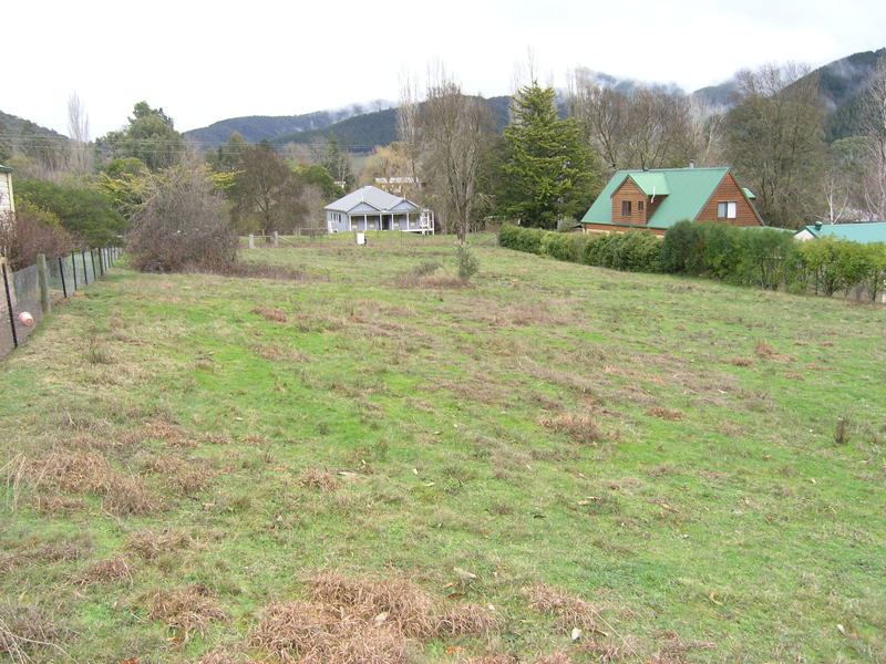 BUILD YOUR DREAM HOME IN QUIET SURROUNDS - WANDILIGONG Picture 3