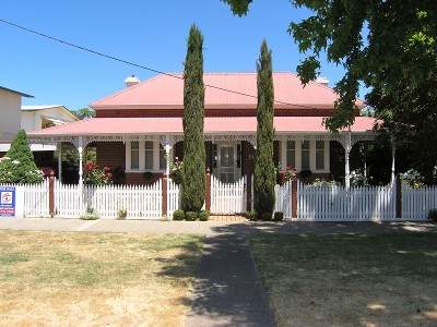 'GRAND HOUSE - GREAT LOCATION'
-
14 SMITH ST, MYRTLEFORD Picture
