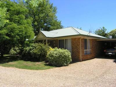 'WEEONA COTTAGE' Picture