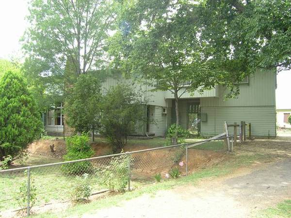 '11 Delany Avenue, Bright' Picture 3