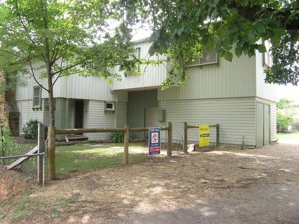 '11 Delany Avenue, Bright' Picture 2