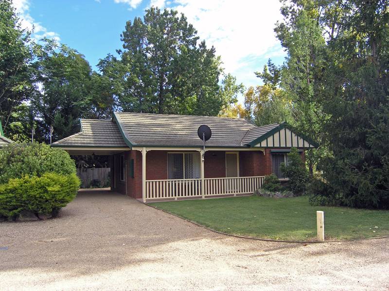 'Holiday Getaway / Investment' - Unit 1, Silver Birches. Picture 1