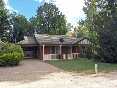 'Holiday Getaway / Investment' - Unit 1, Silver Birches. Picture