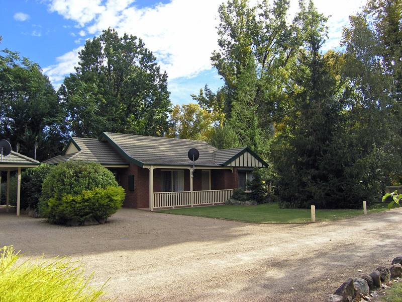 'Holiday Getaway / Investment' - Unit 1, Silver Birches. Picture 3