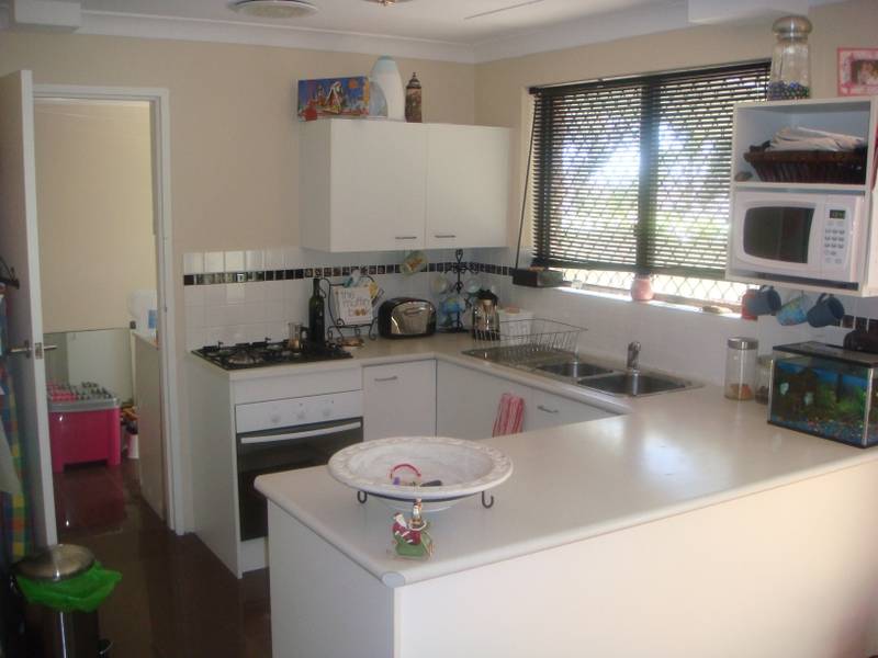 Immaculately Presented Townhouse Picture Immaculately Presented Townhouse Picture