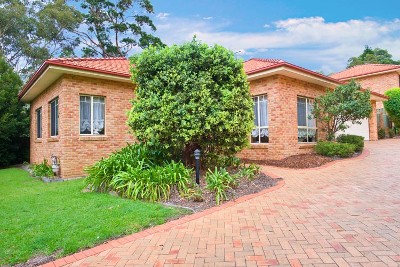 Freestanding Villa in a Peaceful Location Picture