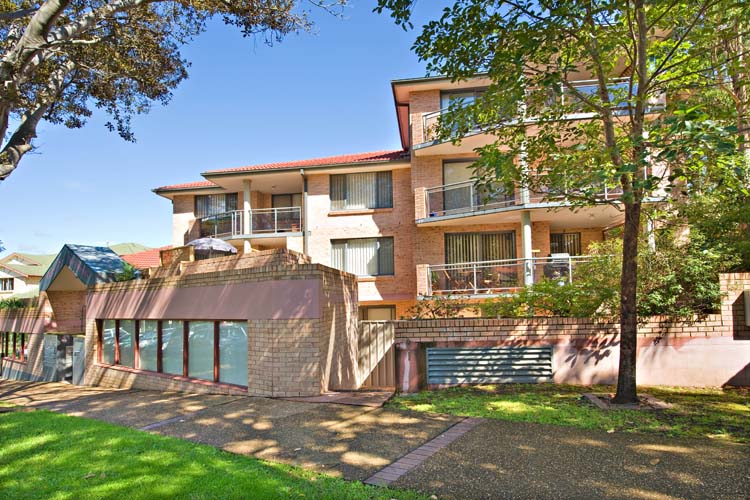 Fantastic opportunity to enter the real estate market! Picture 3