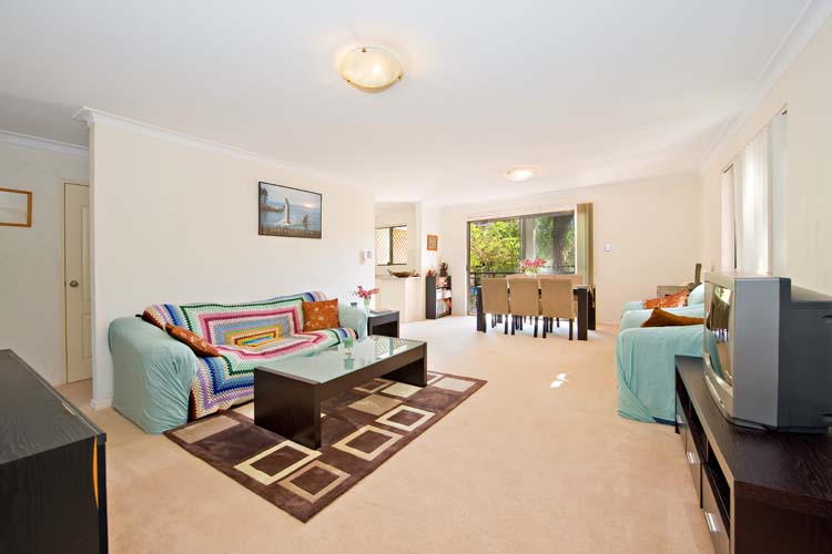 Fantastic opportunity to enter the real estate market! Picture 1